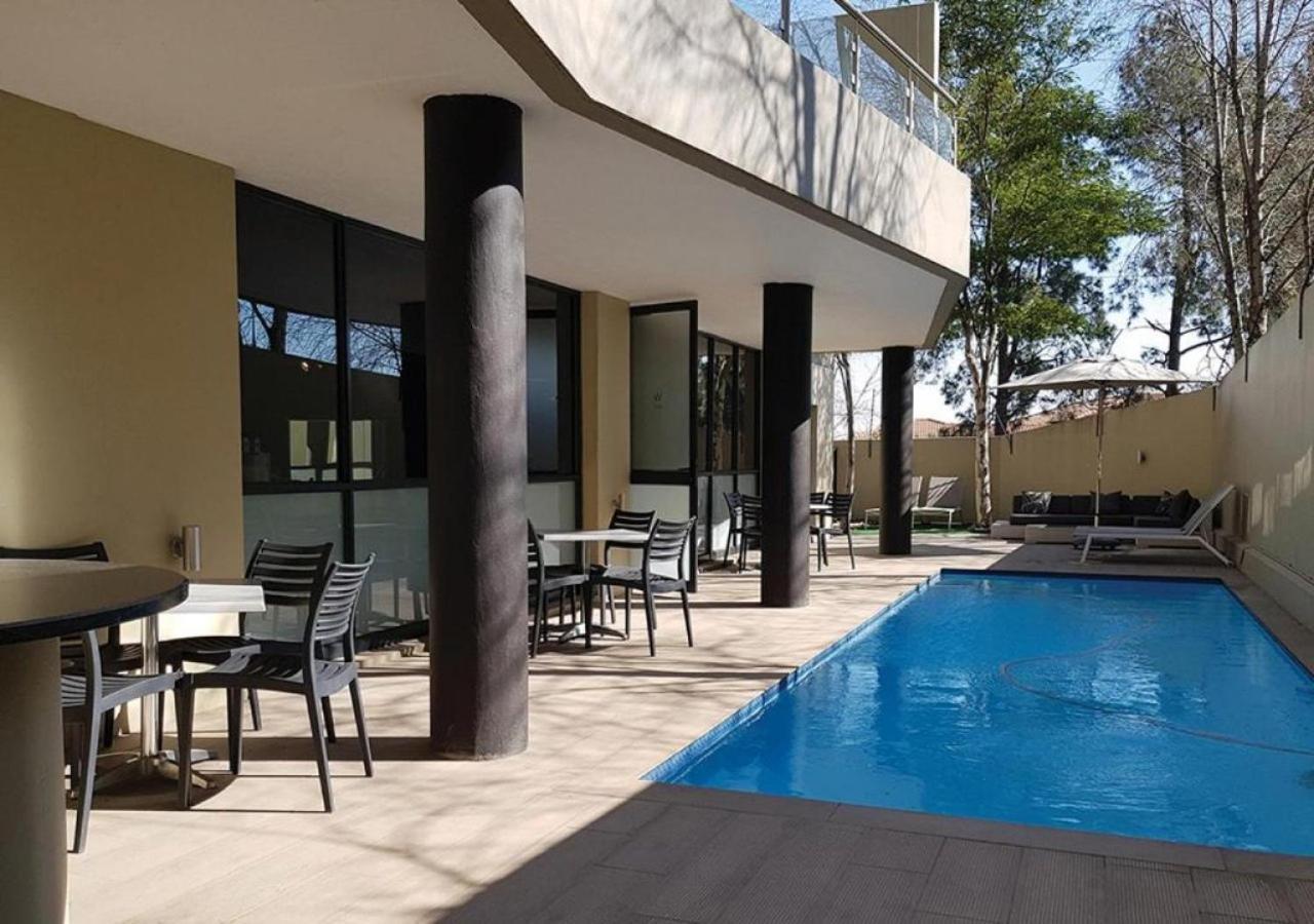 Zuri Residences At Ten Degrees Johannesburg Kültér fotó