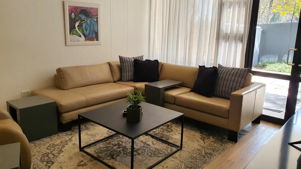 Zuri Residences At Ten Degrees Johannesburg Kültér fotó