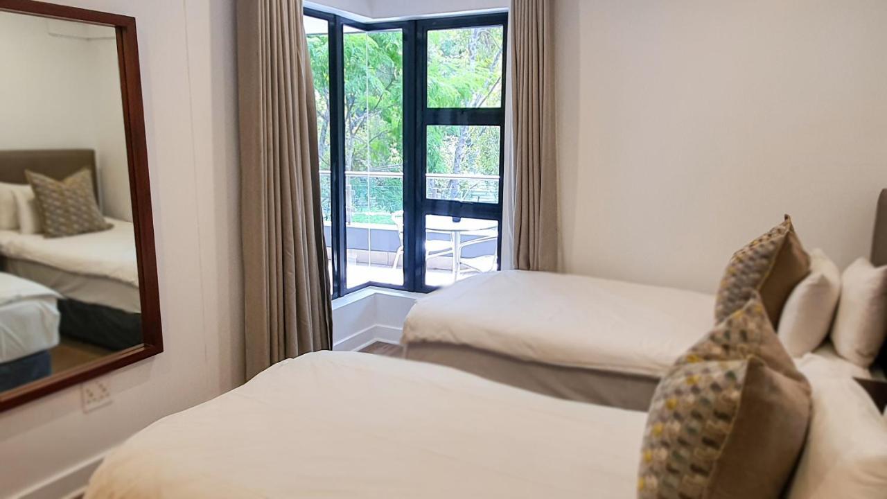 Zuri Residences At Ten Degrees Johannesburg Kültér fotó