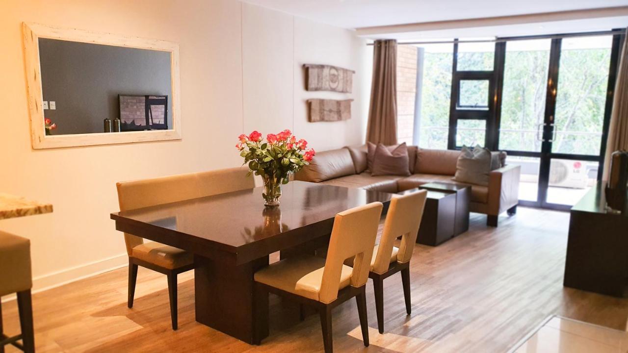 Zuri Residences At Ten Degrees Johannesburg Kültér fotó