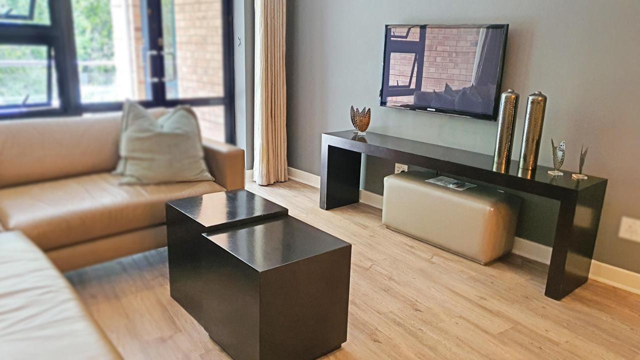 Zuri Residences At Ten Degrees Johannesburg Kültér fotó