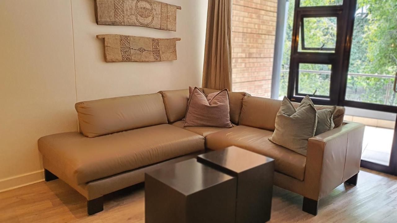 Zuri Residences At Ten Degrees Johannesburg Kültér fotó