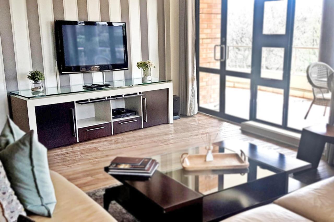 Zuri Residences At Ten Degrees Johannesburg Kültér fotó